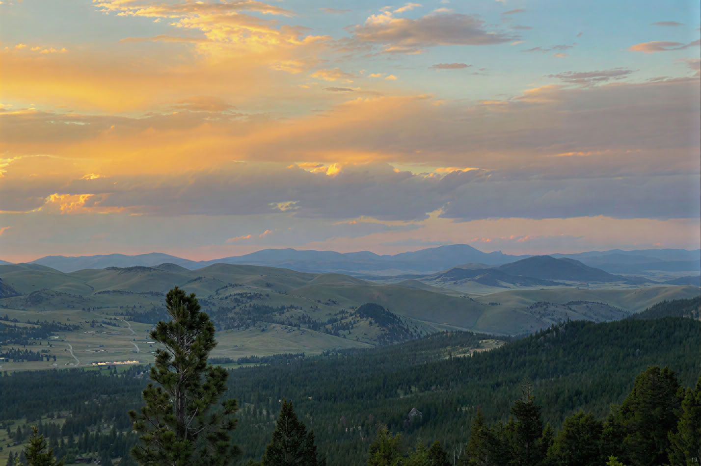 Unter dem weiten Himmel von Montana: Ein Yoga-Retreat mit The Yoga Sanctuary
