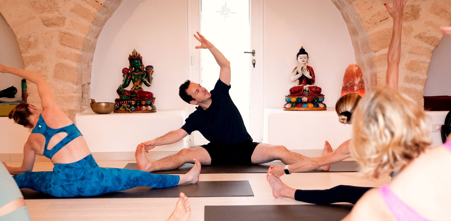 Seelenvolles Andalusien – Yoga, weiße Dörfer und Küstenruhe