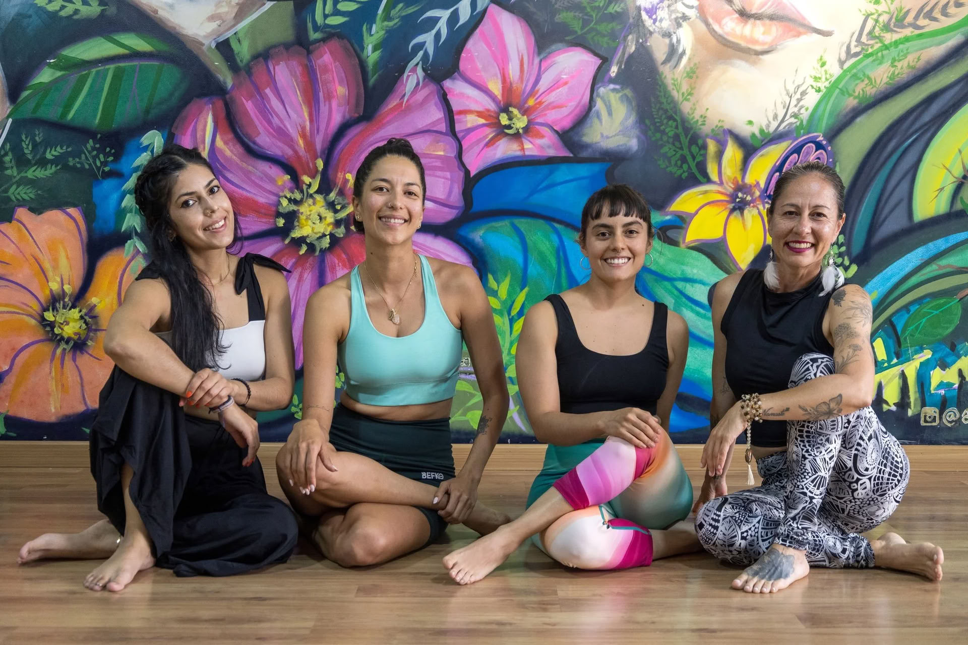 Yoga auf Spanisch im Innenraum