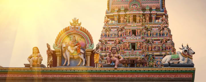 Retreat „Tempel der Zeit 2027: Dein Dharma durch die Navagraha-Tempel leben“