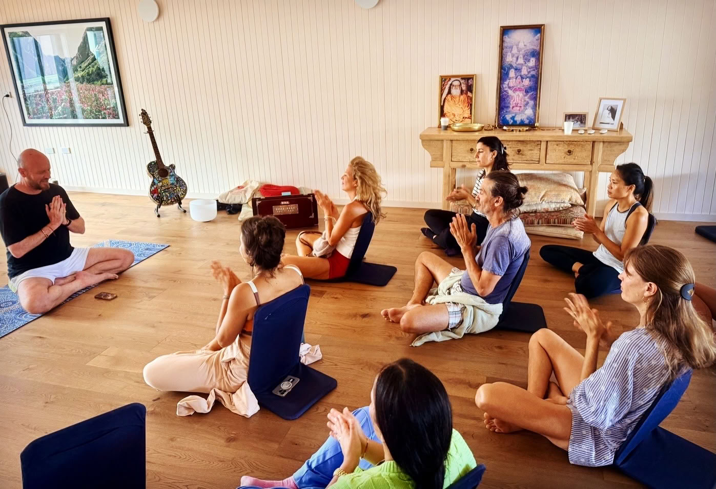 Himalaya-Atemarbeit im Om House Bondi mit Atemarbeit