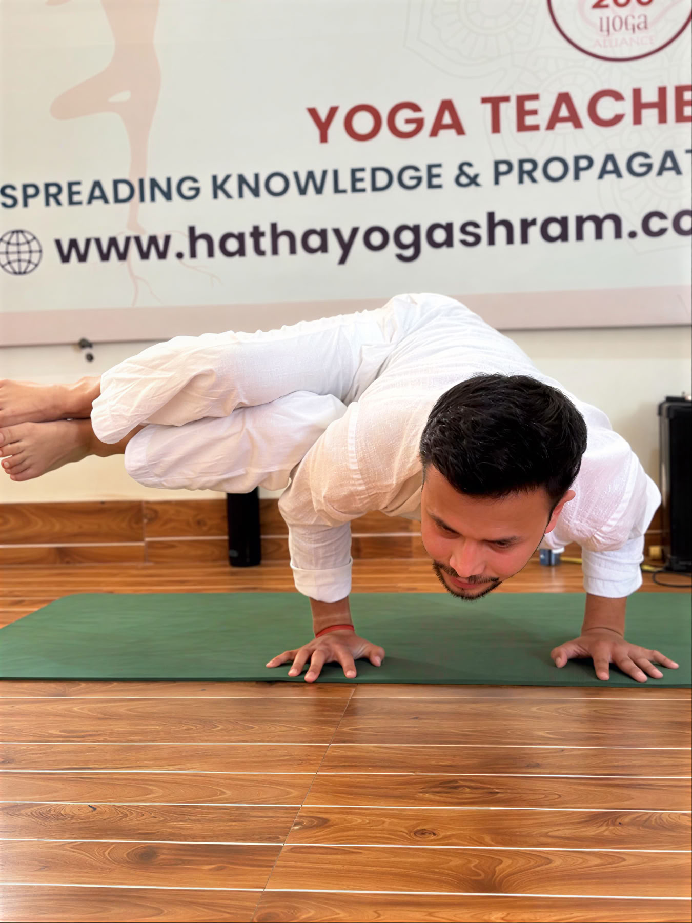 200-Stunden-Yogalehrer-Ausbildung in Rishikesh, Indien