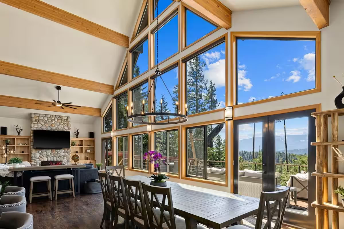 Yoga-, Wander- und Pickleball-Retreat an den Cascades