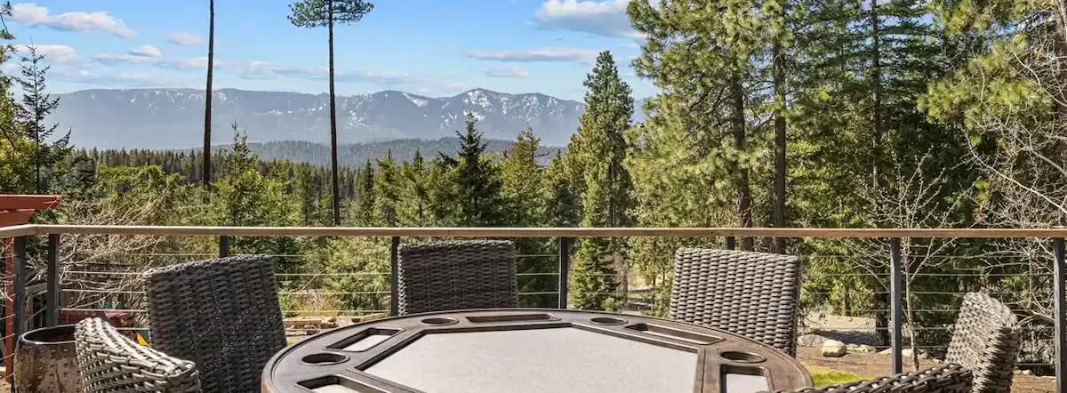 Yoga-, Wander- und Pickleball-Retreat an den Cascades