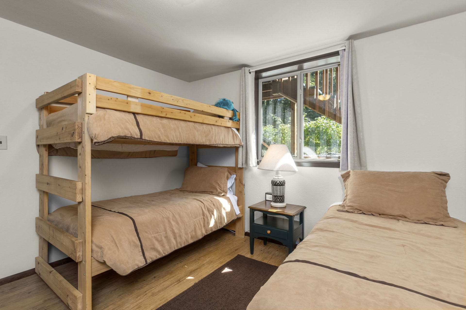Heilendes Retreat in Frog Creek, WA