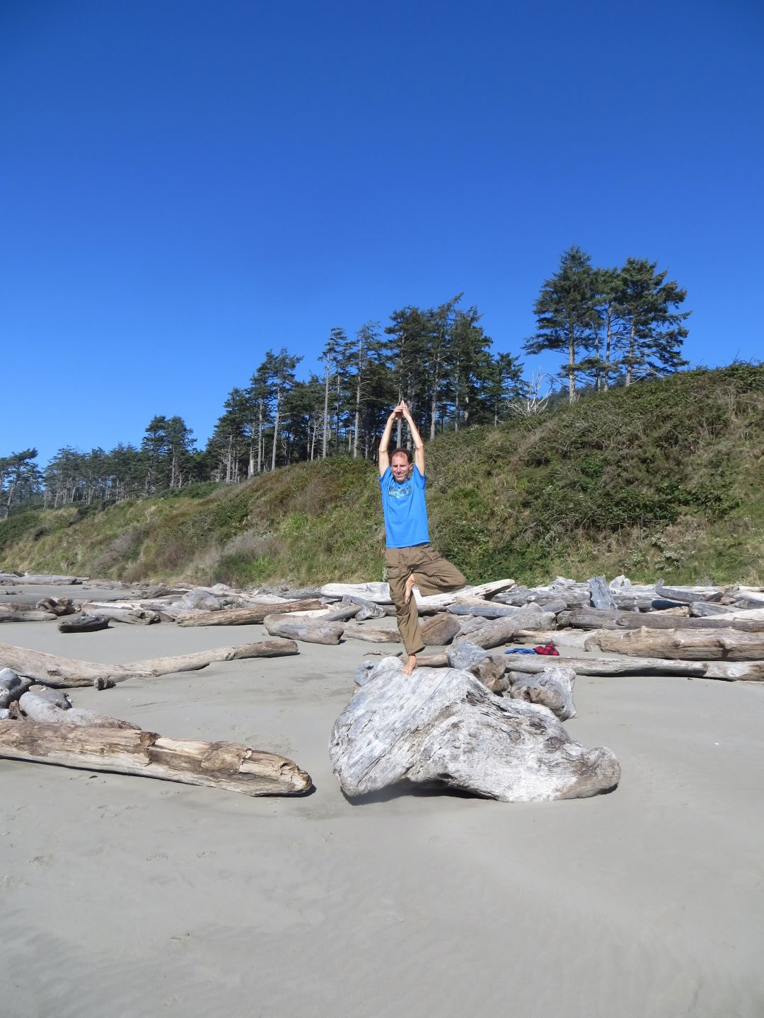 Sanfte Yoga- und Meditationspraxis am Mittwoch
