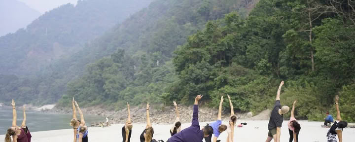 10-tägige Yoga-Retreats in Rishikesh, Indien