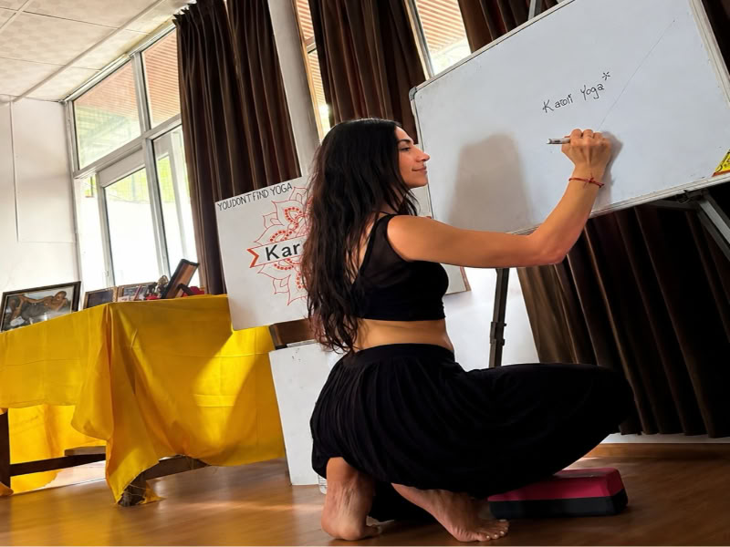200-Stunden-Yoga-TTC