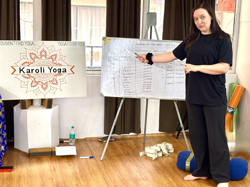 200-Stunden-Yoga-TTC
