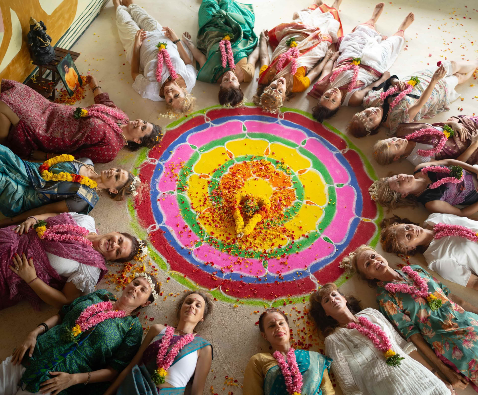 21-tägige 200-Stunden-Yoga-Lehrer-Ausbildung in Kerala