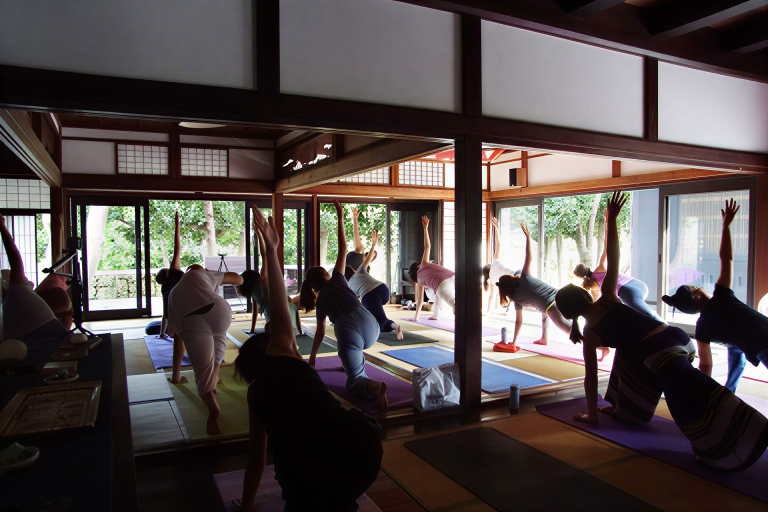 Retreat für stille Achtsamkeitsmeditation und Yoga