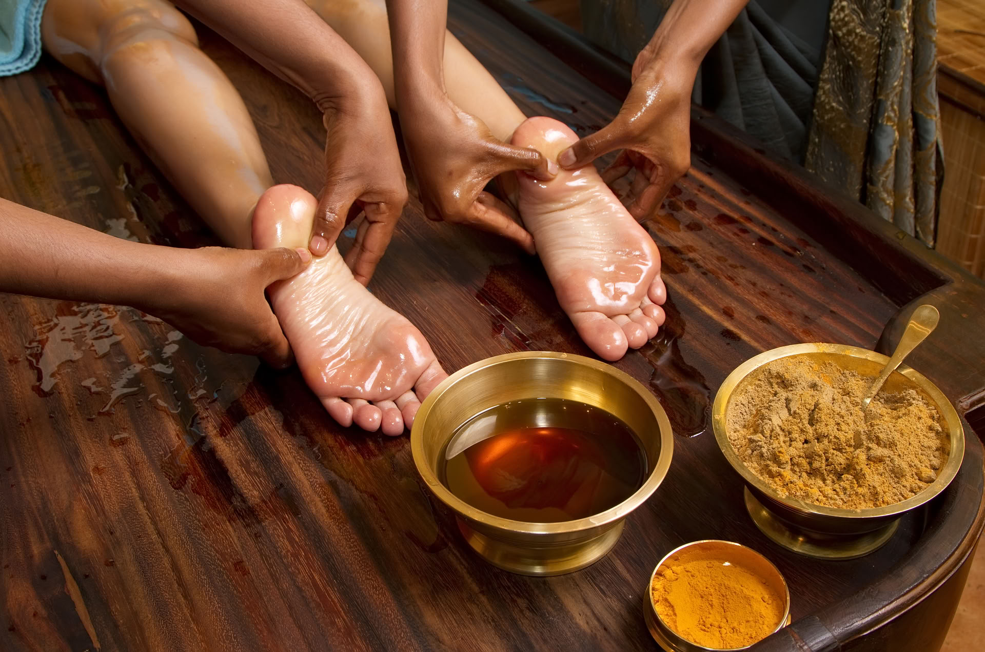 45-minütige ayurvedische Tiefengewebsmassage