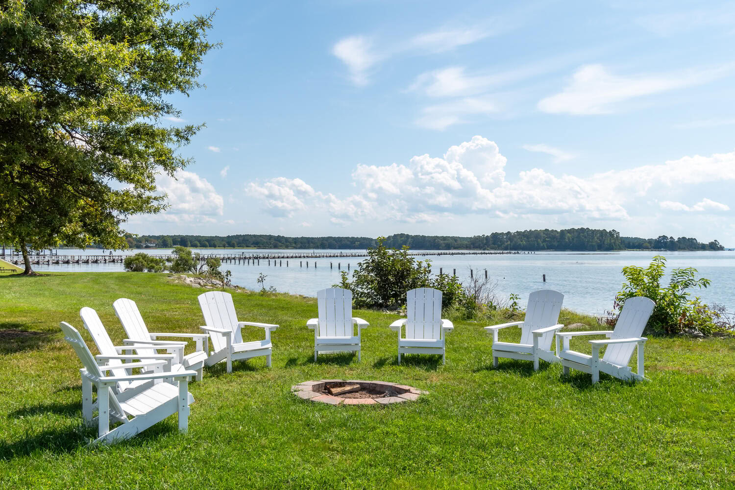 Yoga- und Wellness-Retreat-Ort an der Chesapeake – Privatanwesen | Moofy