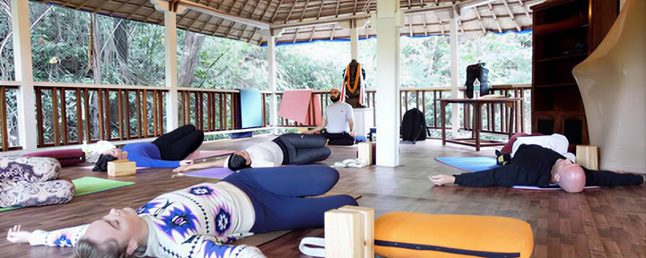 200-Stunden Yin-Yoga- und Meditationslehrerausbildung