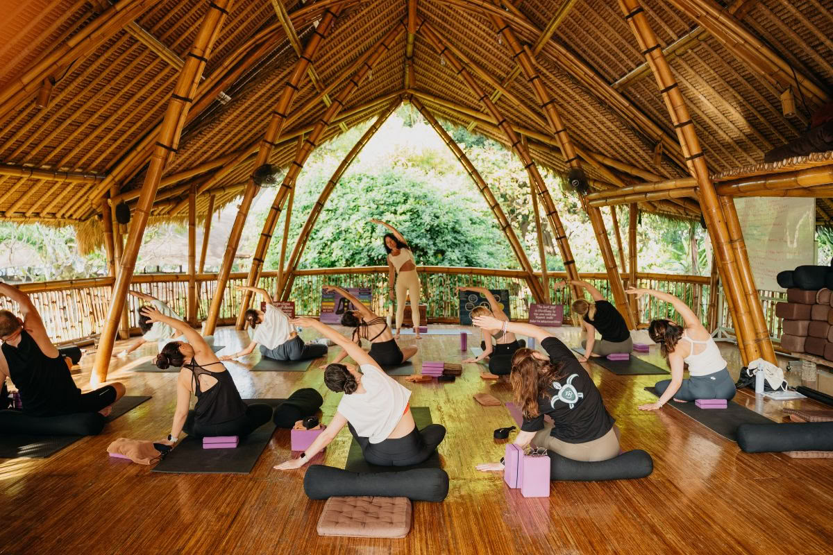 200-Stunden-Yoga-Lehrerausbildung