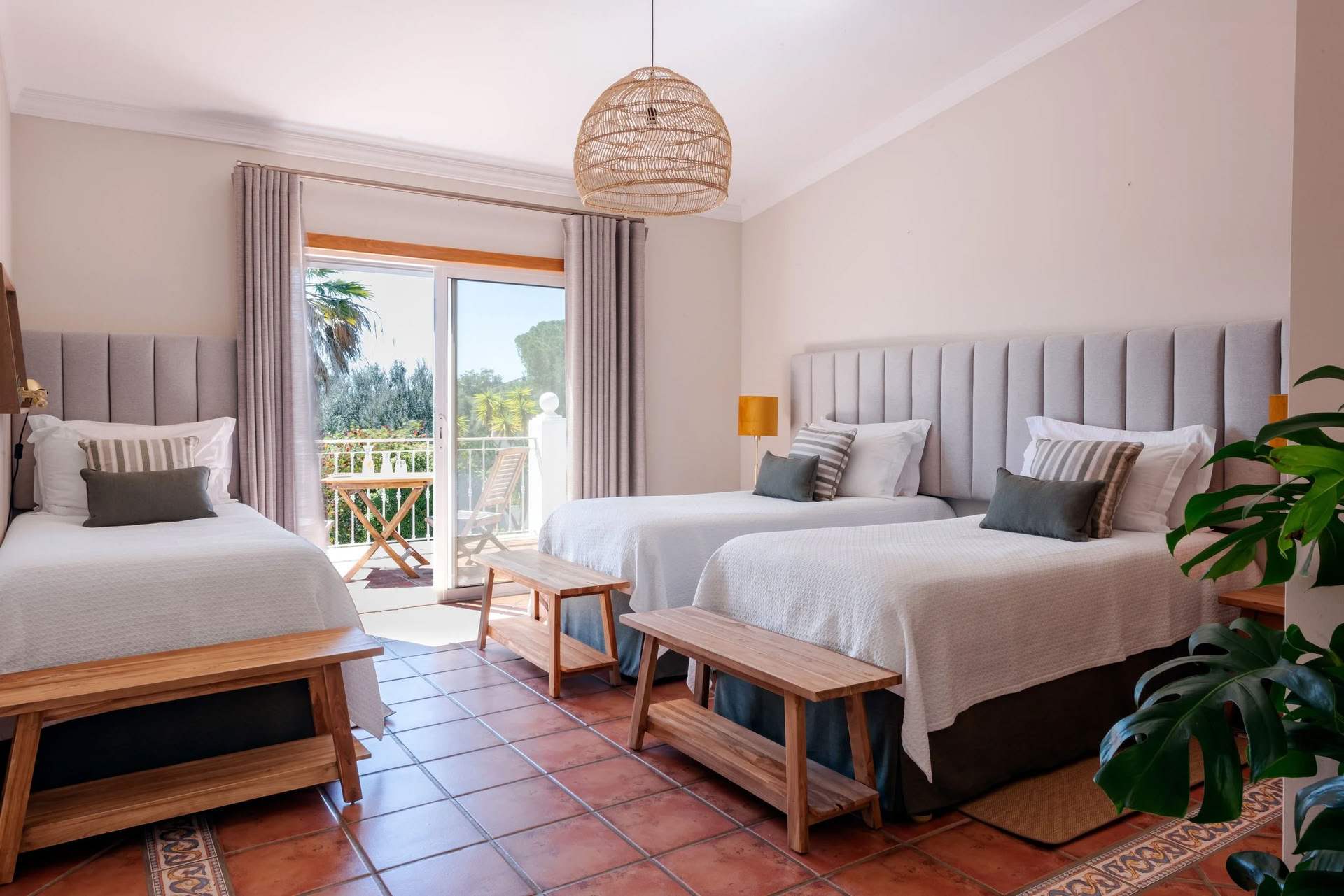 „Das Empowered Retreat: Abenteuer & Wellness in Portugal“