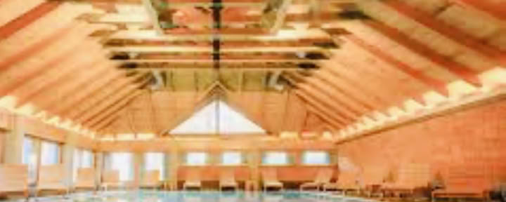 Küstenkrieger: Ein Retreat für Kampfkünste und Yoga am Strand von Divjaka