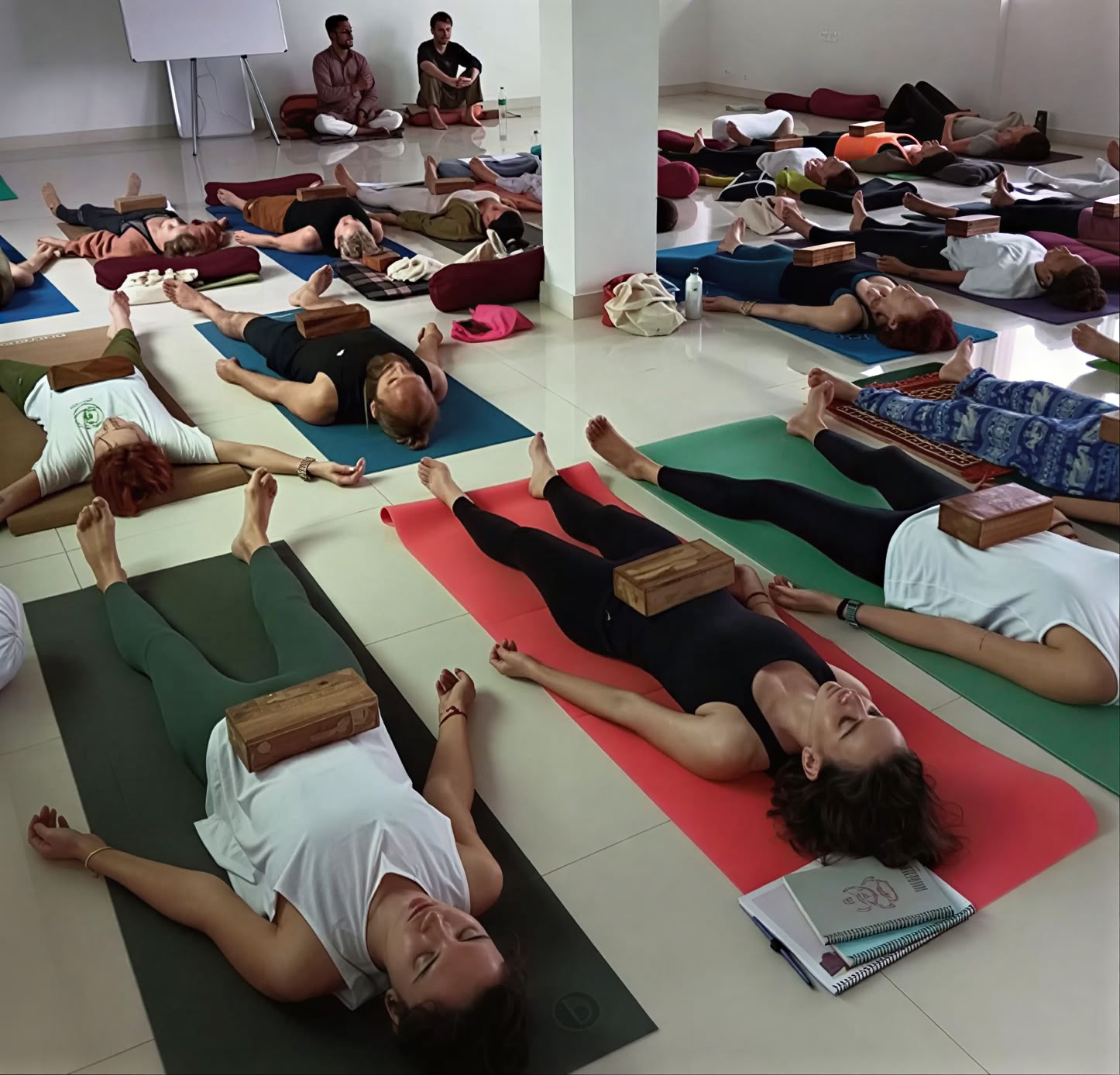 100-stündige Yoga-Lehrer-Ausbildung