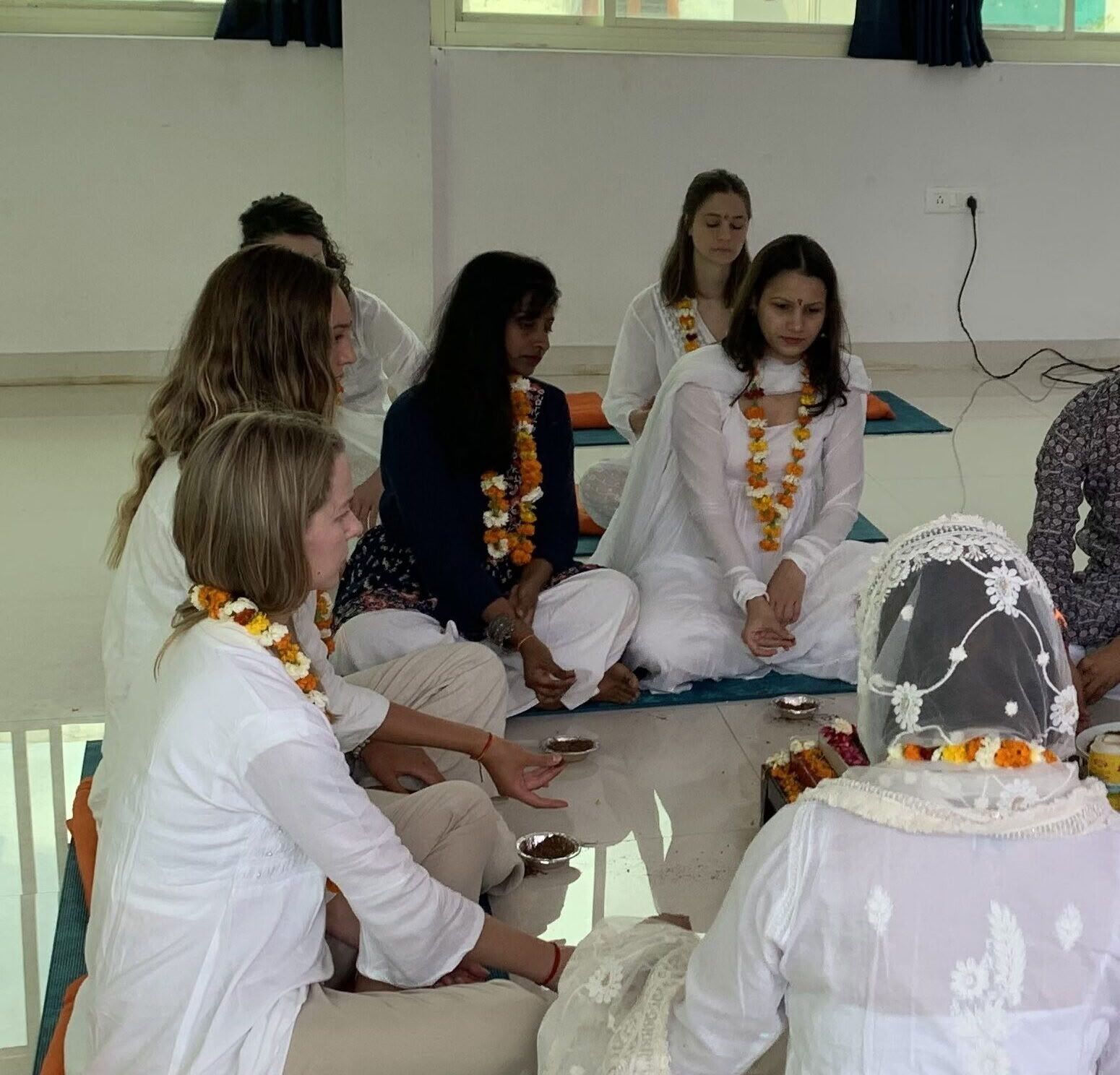 100-stündige Yoga-Lehrer-Ausbildung