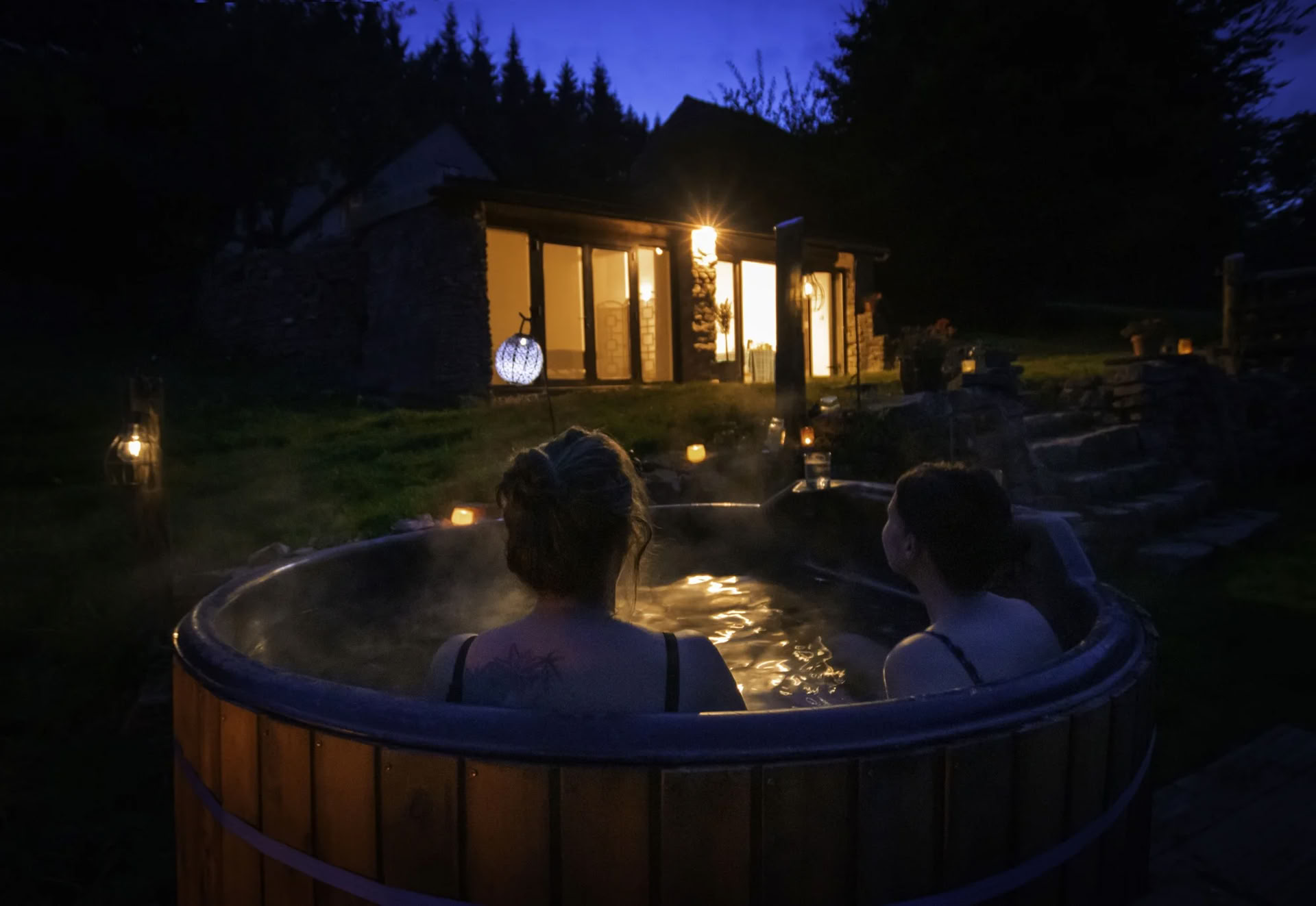 Yin und Sound mit Hayley und Sam