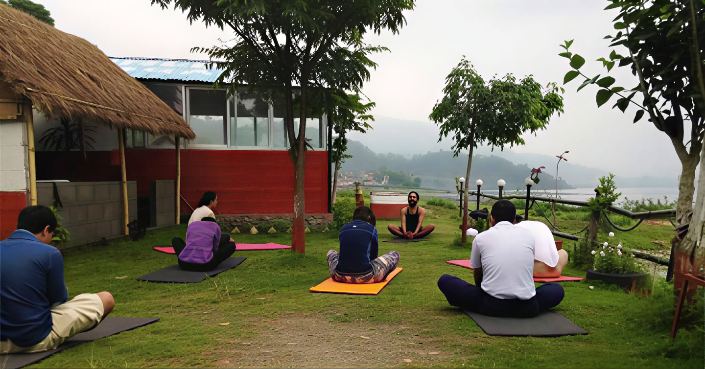 Klassisches Hatha-Yoga-Retreat in Nepal