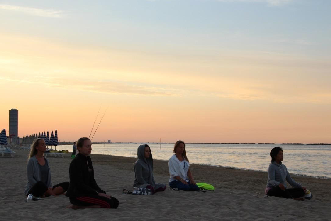 Workshop für Anfänger – Yoga für Einsteiger: Ein Raum zum Starten