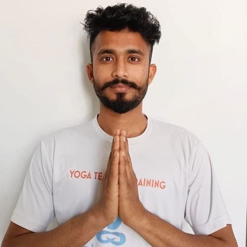 300-Stunden-Yogalehrerausbildung in Indien