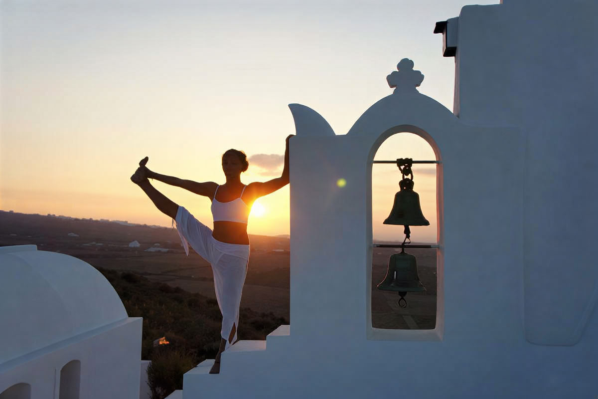 Yoga-Urlaub auf Santorin