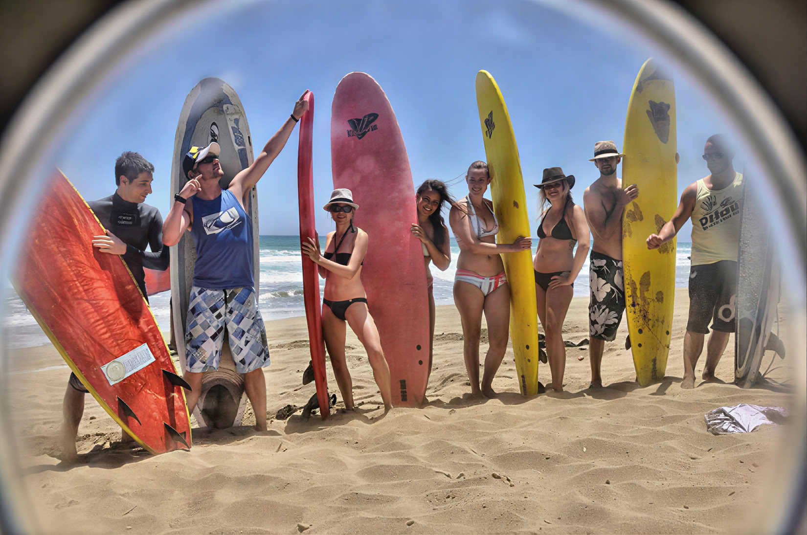 Bewege dich wie Wasser: Yoga-, Pilates- und Surf-Retreat