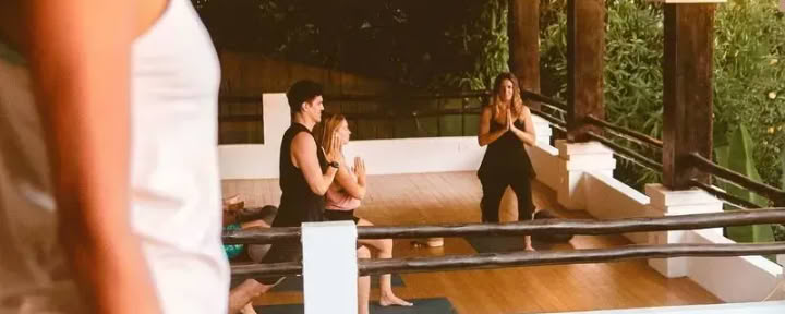 Verkörperte Frau: Ein Yoga-, Atem- und Seelen-Reset-Retreat für Frauen