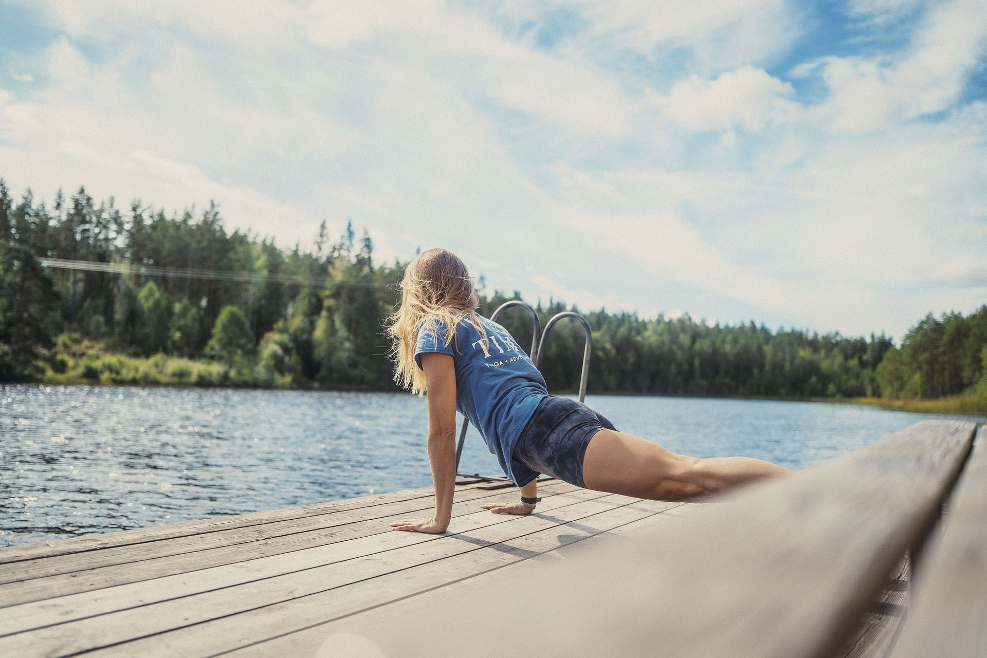 Wildes Schweden-Sommersonnenwende-Yoga-Retreat: Ruhe dich aus und verbinde dich wieder mit der Wildnis im schwedischen Wald