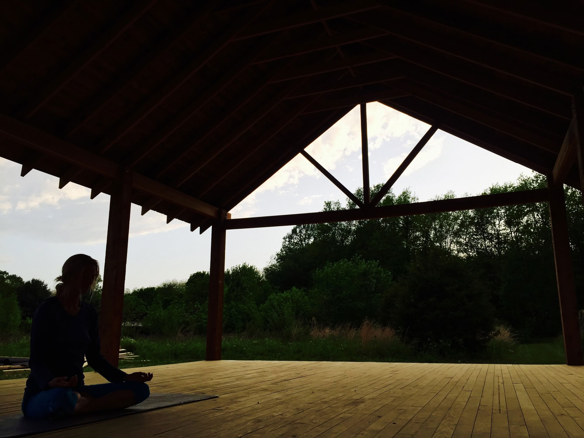 ALLIOM Herbst-Tagundnachtgleiche Yoga 2026 — Sugar Creek Retreat