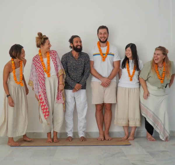 100-Stunden-Yoga-Lehrer-Ausbildung in Rishikesh