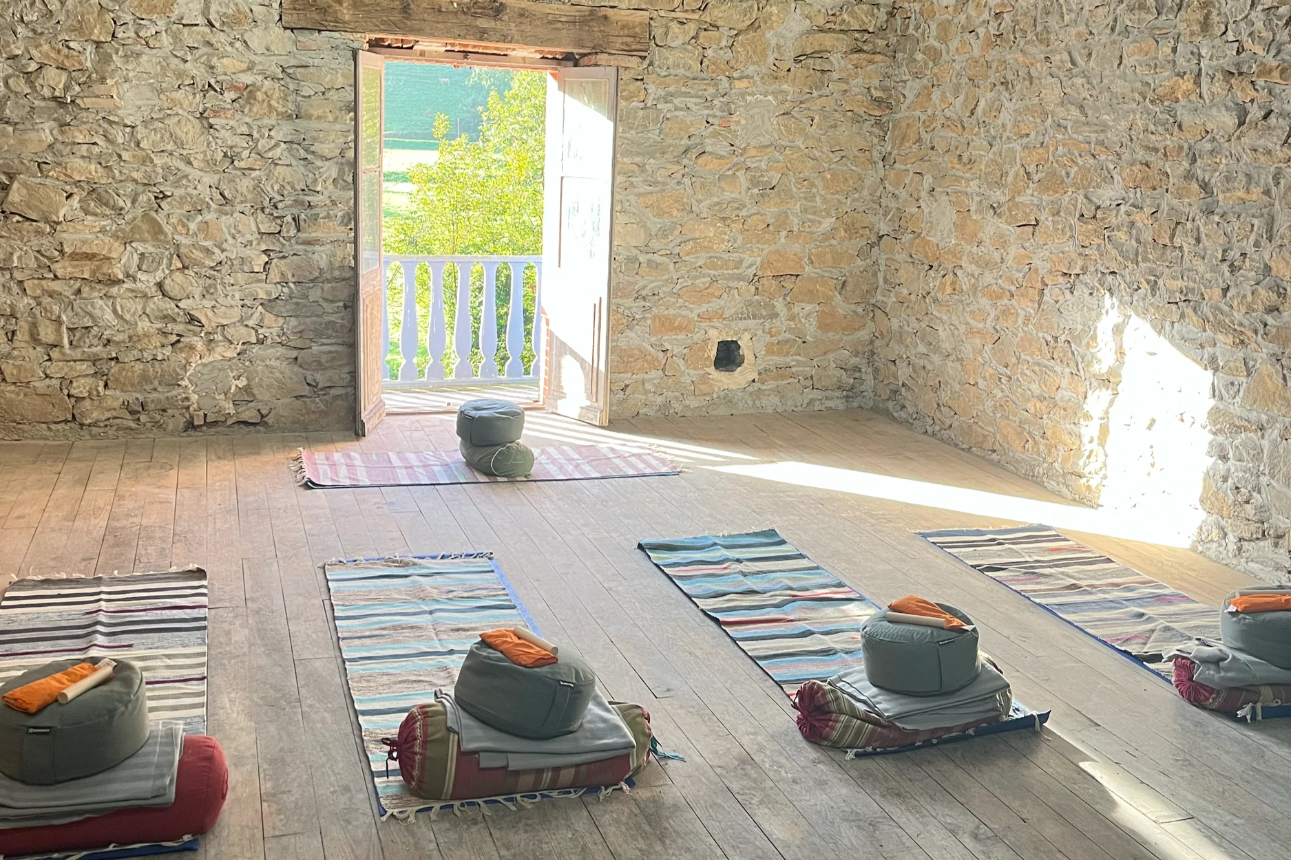 Yoga-, Achtsamkeits- und Naturverbindungs-Workshops