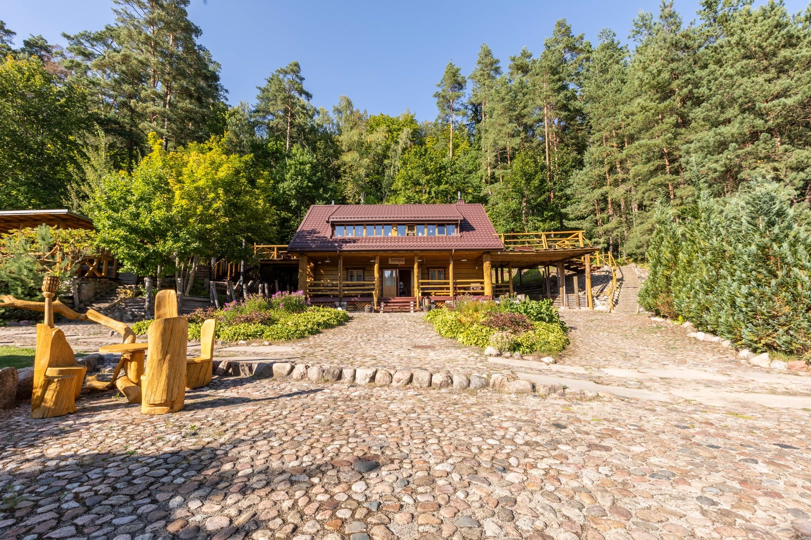 Villa Om