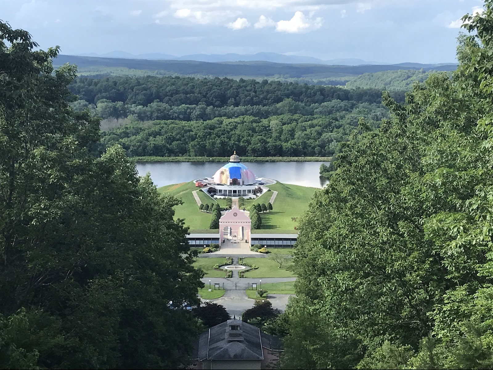 Yogaville–Satchidananda-Ashram