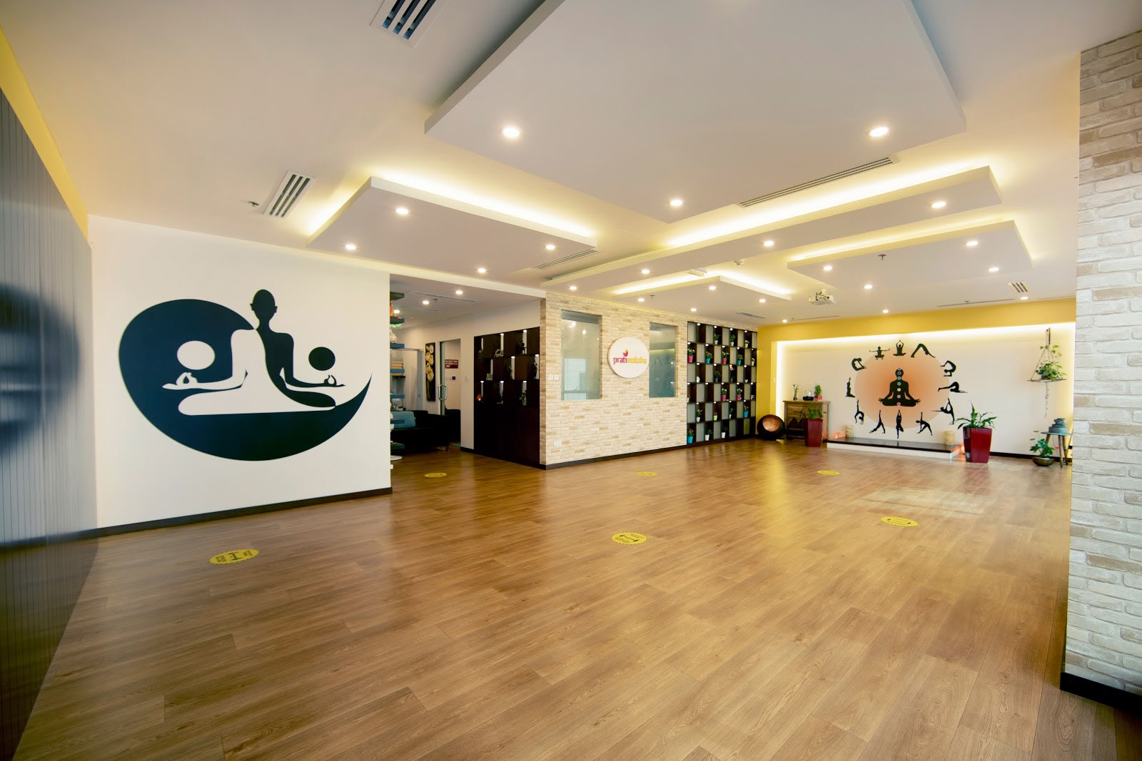 Pratimoksha Dubai - Das Enlighten Yoga Center