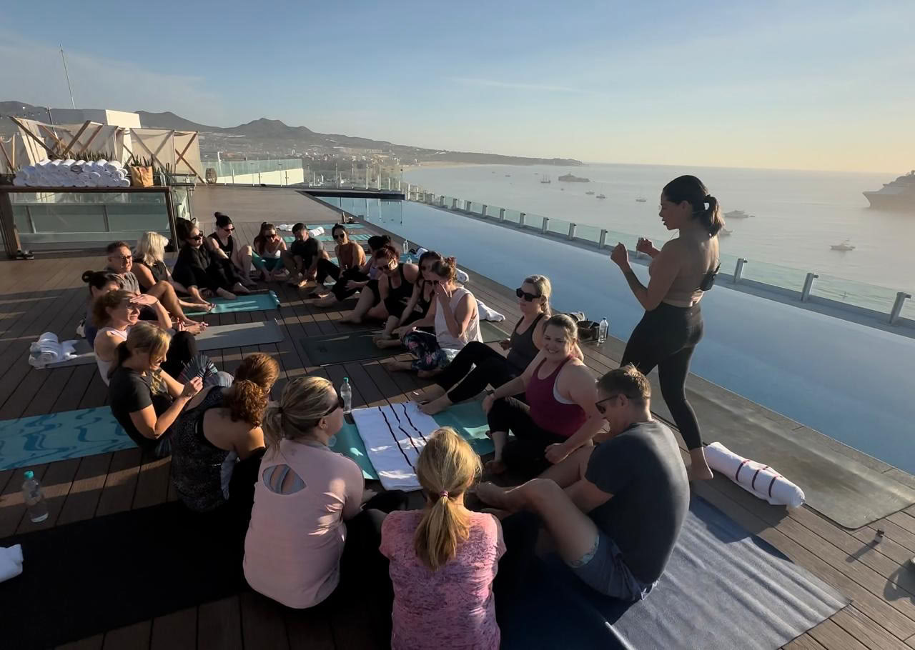 Baja Moon Yoga – Cabo Yoga Shala · Junggesellinnenabschied Firmen Privat Freizeit