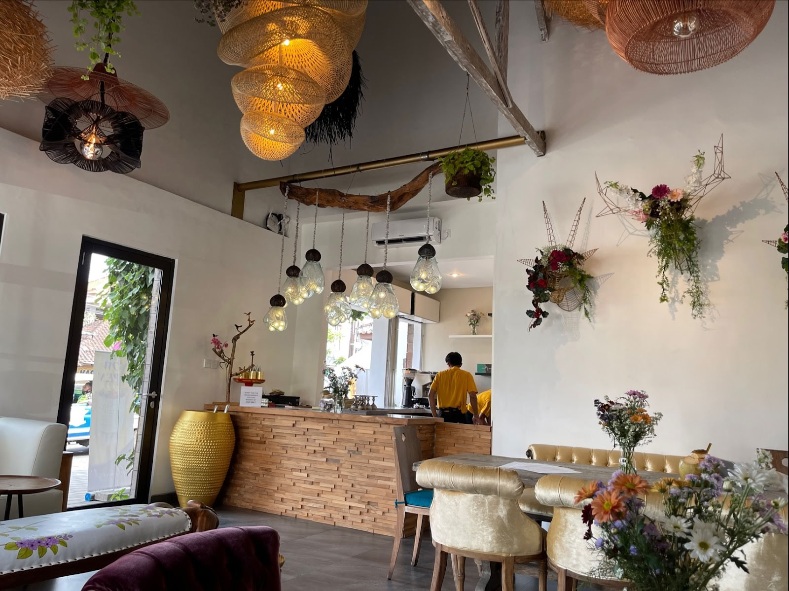 Heart Space Bali - Yin Yoga & ganzheitliches Studio