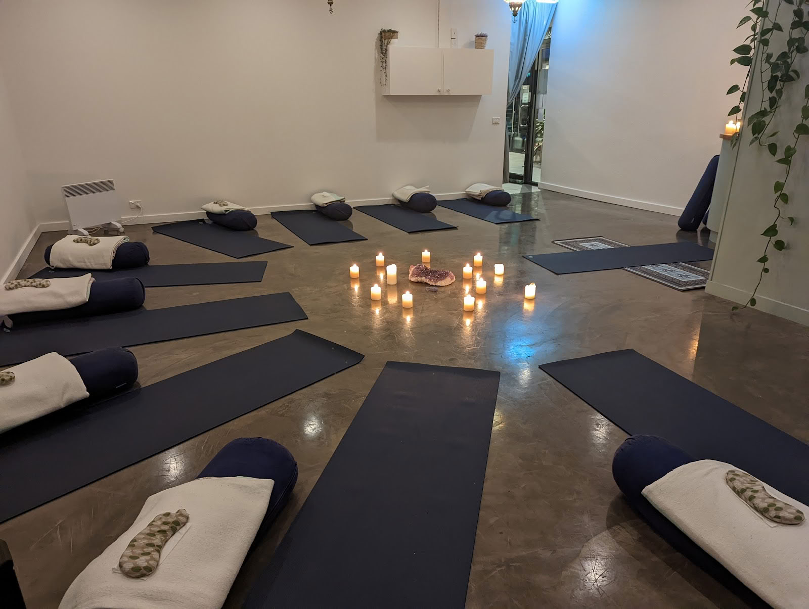 Kirsty Saunders - Spinale Energetik & Retreats