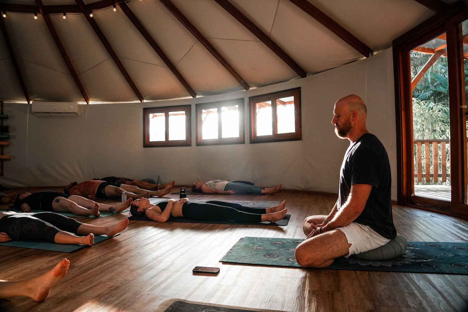 Geoff Rupp – Finde deine Ruhe – Vedische Meditation – Vedische Astrologie – Himalaya-Atemarbeit – Ascending Minds Coaching