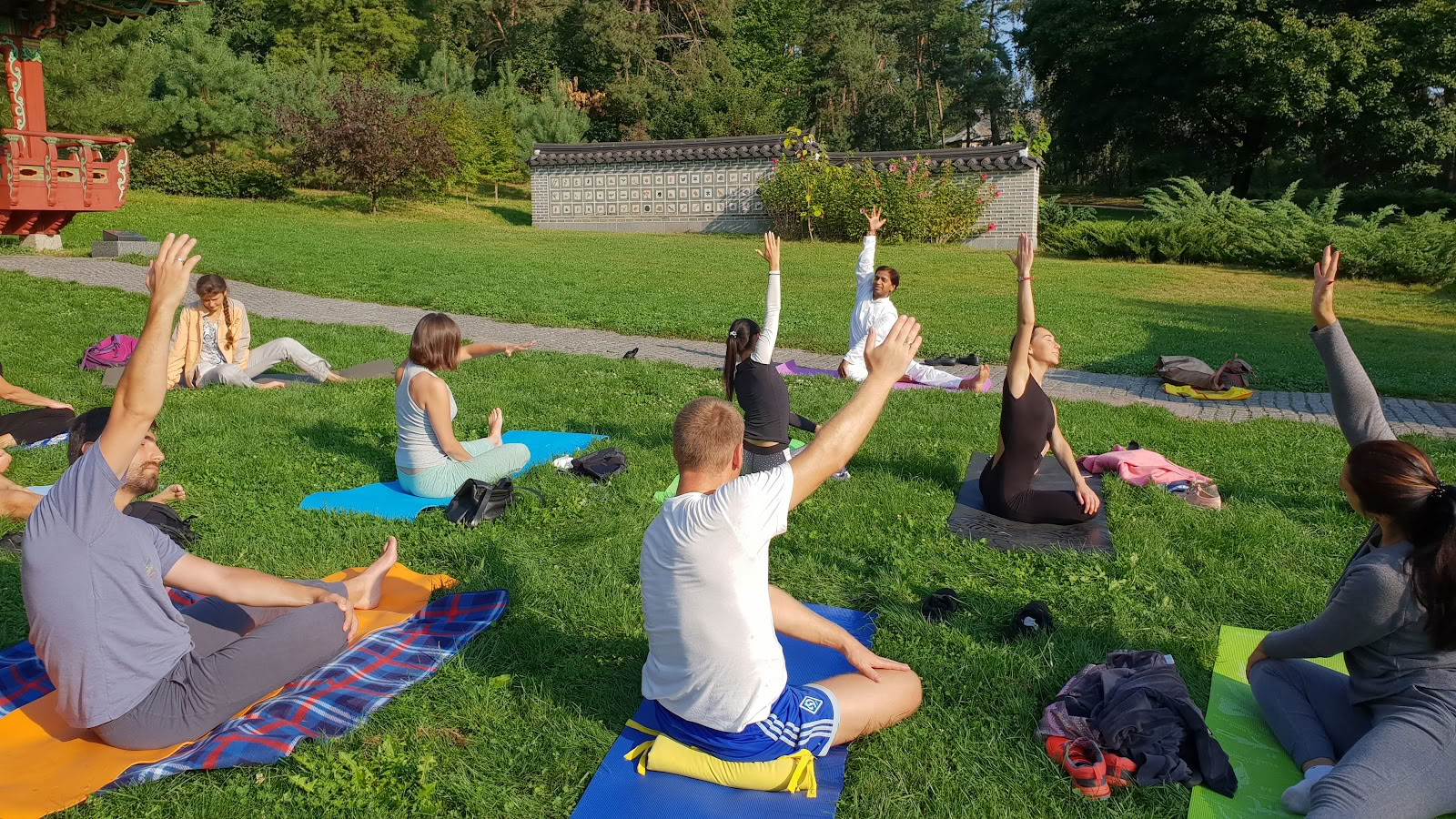 Hatha-Yogaschram