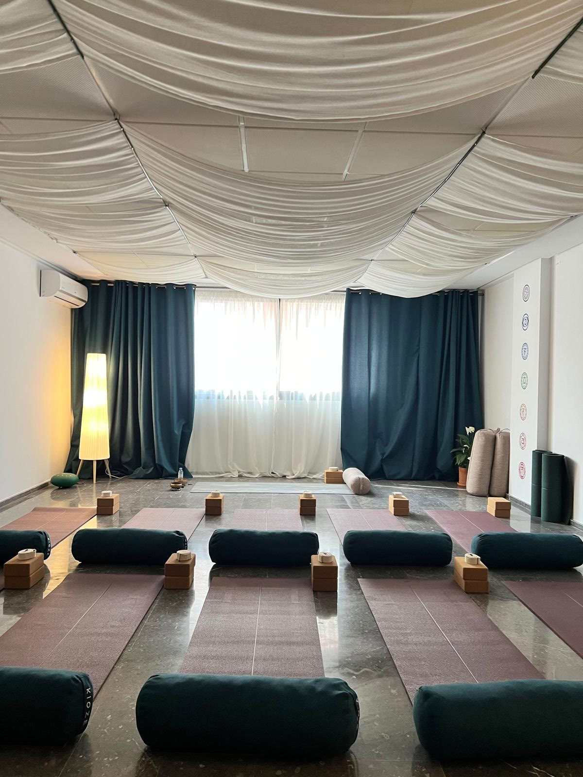 Kioze - Yoga Marrakesch, Yoga-Studio für Frauen zu 100 %, Pilates Marrakesch, Orientalischer Tanz, Frauenboxen, Yogakurse Marrakesch