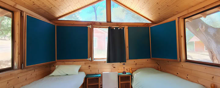 Om Cabin - Doppelzimmer zur gemeinsamen Nutzung mit einem anderen Gast (2 Einzelbetten)