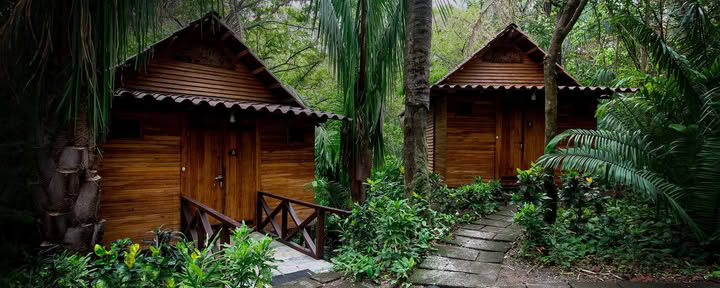 Öko-Cottage ohne Klimaanlage – nur zwei (2) Einzelbetten