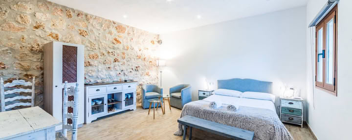 Rustikales Studio mit privater Terrasse